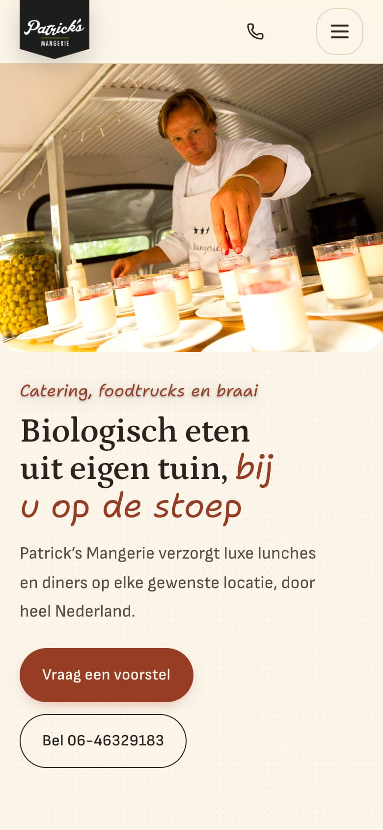 De startpagina van PP Mangerie op een telefoon