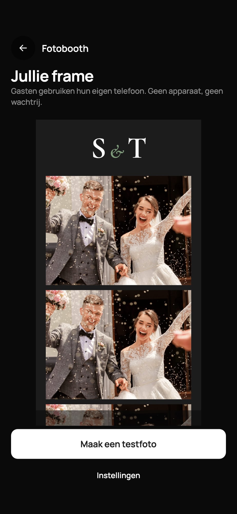 Voorbeeldscherm: fotobooth met het eigen frame van het paar en een strip van drie foto's